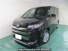 Toyota Noah ZWR95W