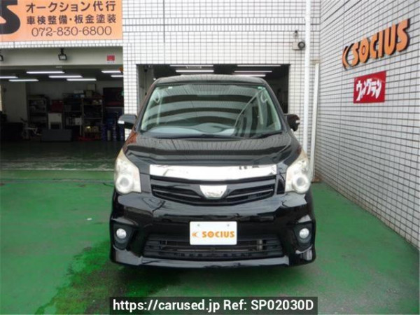 Used 2011 AT toyota noah ZRR70W Image[1]