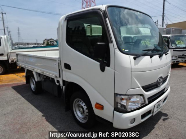 Used 2017 MT toyota dyna-truck TRY220 Image[2]