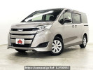 Toyota Noah DBA-ZRR80G