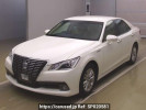 Toyota Crown Hybrid AWS210