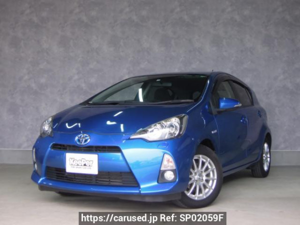 Used 2012 AT toyota aqua NHP10 Image[0]