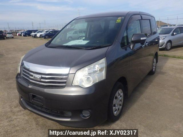 Used 2011 AT toyota noah ZRR70G Image[2]