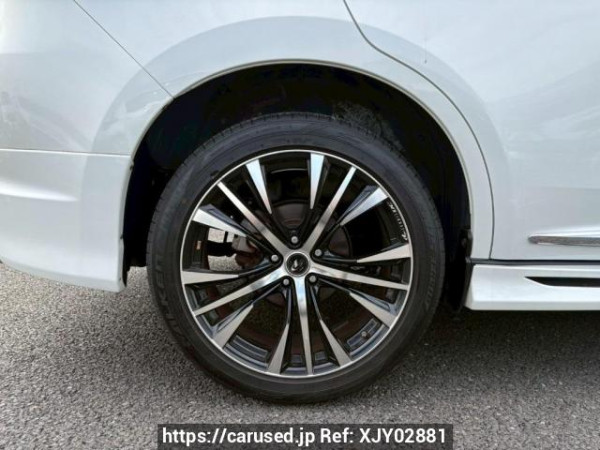 Used 2014 AT toyota harrier ZSU60W Image[32]