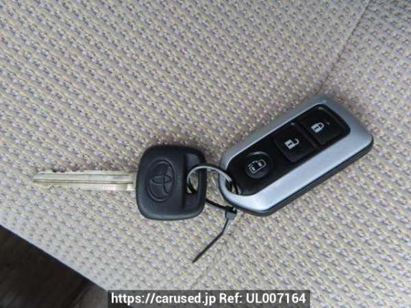 Used 2004 AT toyota raum NCZ20 Image[32]