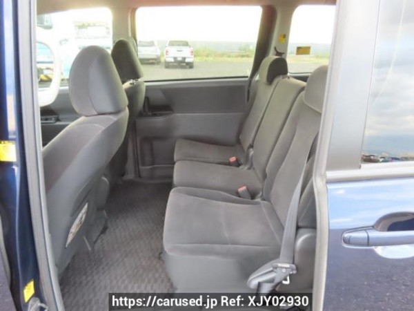 Used 2009 AT toyota noah ZRR70G Image[18]