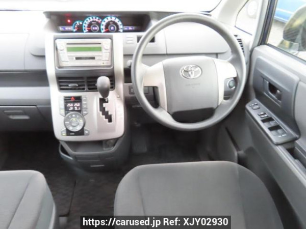 Used 2009 AT toyota noah ZRR70G Image[24]