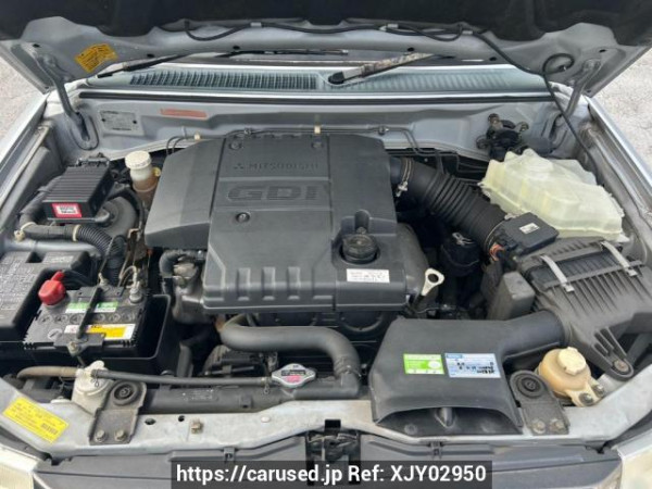 Used 2004 AT mitsubishi pajero-io H77W Image[9]
