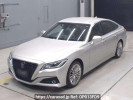 Toyota Crown Hybrid AZSH20