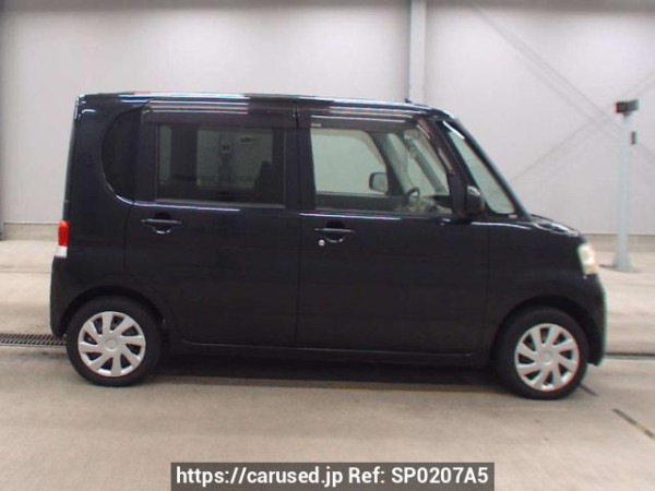 Used 2011 AT daihatsu tanto L385S Image[2]