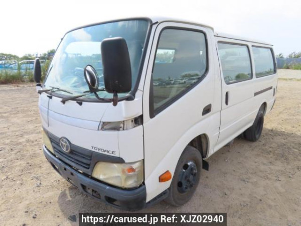 Used 2010 MT toyota toyoace-route-van XZU508V Image[2]