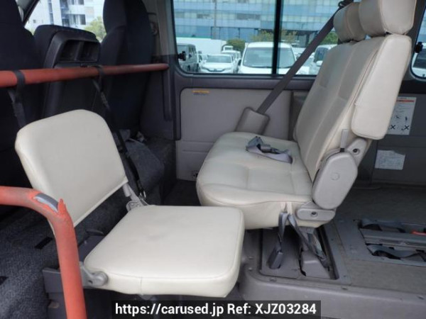 Used 2006 AT nissan caravan-bus DWMGE25 Image[14]