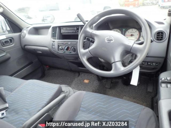 Used 2006 AT nissan caravan-bus DWMGE25 Image[18]