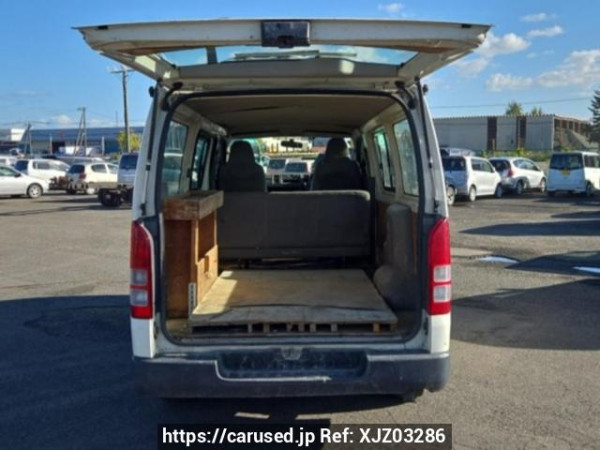 Used 2006 MT toyota hiace-van KDH205V Image[8]