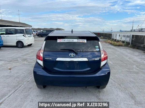 Used 2016 AT toyota aqua NHP10 Image[5]