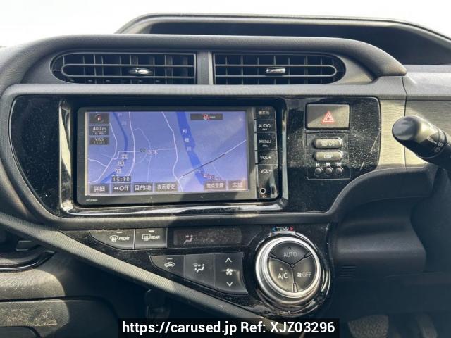 Buy Used 2016 Toyota Aqua NHP10 (XJZ03296) - Carused.jp