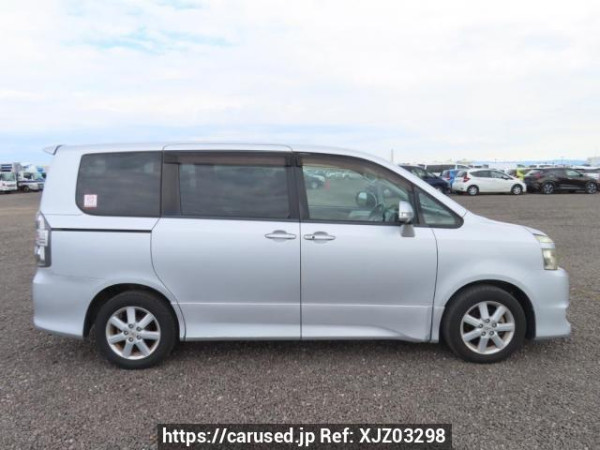 Used 2008 AT toyota voxy ZRR70W Image[7]
