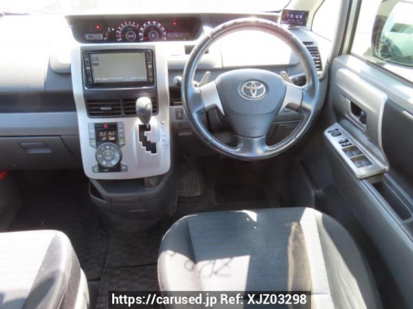 Used 2008 AT toyota voxy ZRR70W Image[23]