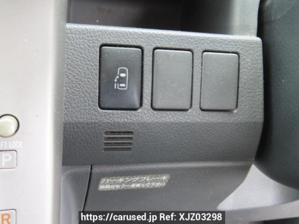 Used 2008 AT toyota voxy ZRR70W Image[25]