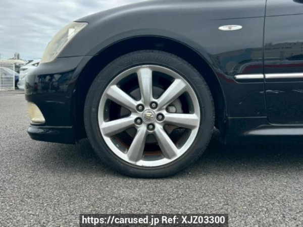 Used 2004 AT toyota crown GRS180 Image[28]