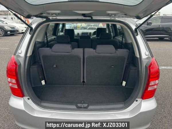 Used 2004 AT toyota wish ZNE10G Image[8]
