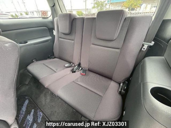 Used 2004 AT toyota wish ZNE10G Image[16]