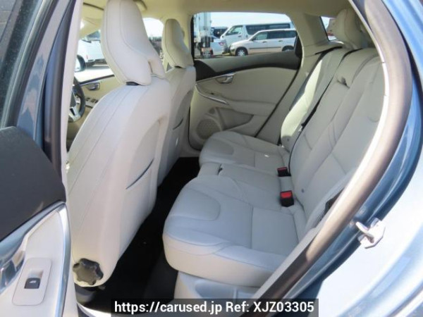 Used 2014 AT volvo v40 MB4164T Image[17]