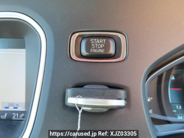 Used 2014 AT volvo v40 MB4164T Image[21]