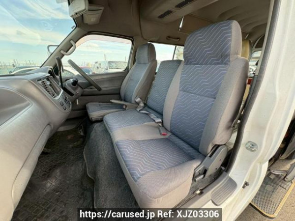 Used 2001 AT nissan caravan-bus DWGE25 Image[15]