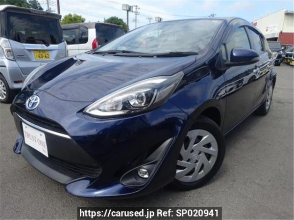 Used 2018 AT toyota aqua NHP10 Image[0]