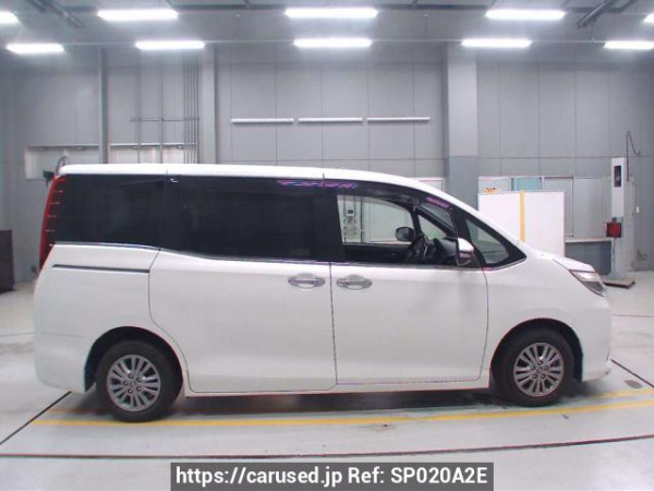 Used 2015 AT toyota esquire ZRR80G Image[2]