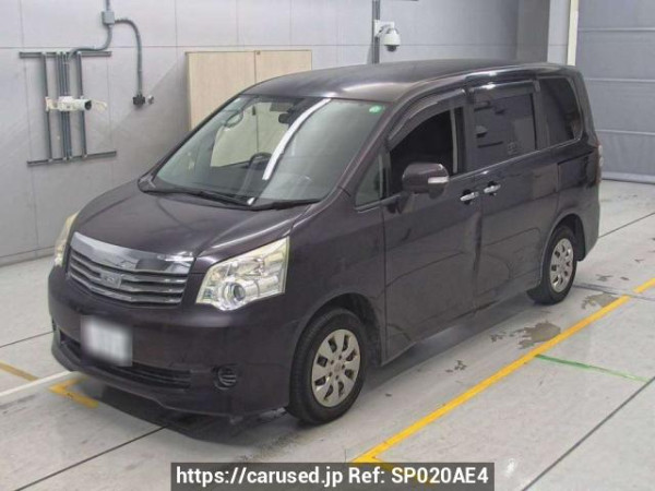 Used 2013 AT toyota noah ZRR70G Image[0]