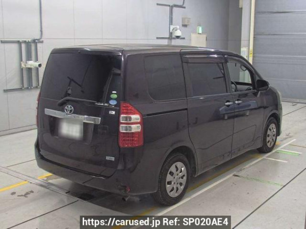 Used 2013 AT toyota noah ZRR70G Image[1]