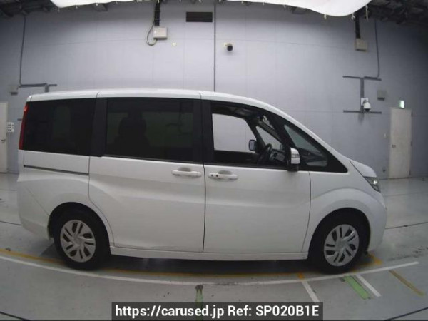 Used 2015 AT honda step-wgn RP1 Image[2]