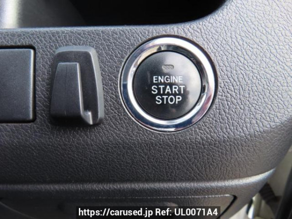 Used 2011 AT toyota voxy ZRR70W Image[32]