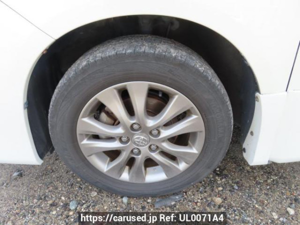 Used 2011 AT toyota voxy ZRR70W Image[35]