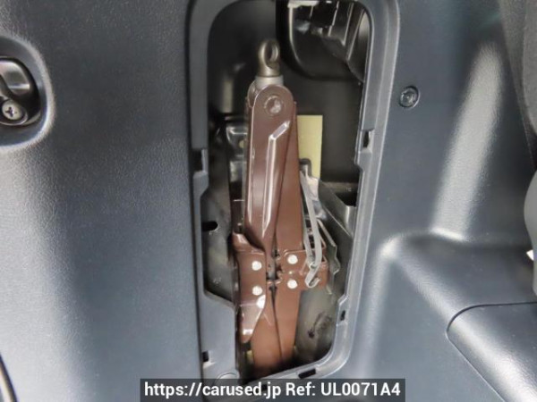 Used 2011 AT toyota voxy ZRR70W Image[48]