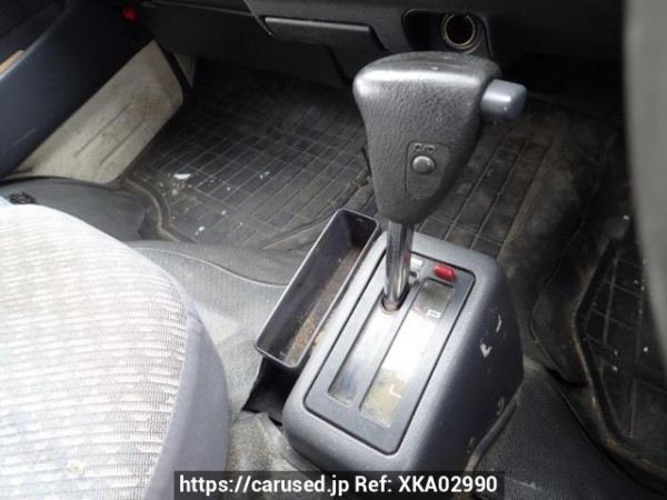 Used 2001 AT toyota regiusace-van RZH112V Image[16]