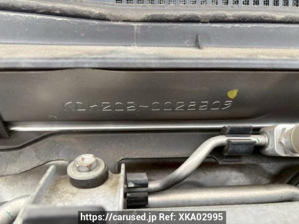 Used 2006 AT toyota regiusace-van KDH205V Image[11]