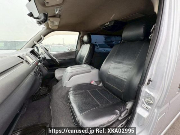 Used 2006 AT toyota regiusace-van KDH205V Image[13]