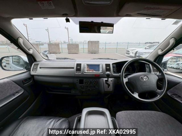 Used 2006 AT toyota regiusace-van KDH205V Image[17]