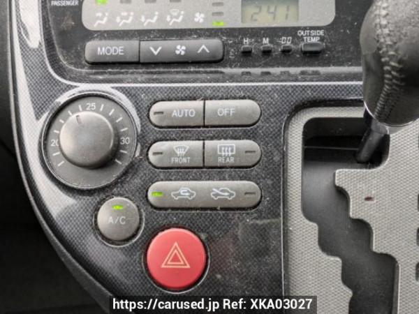 Used 2005 AT toyota wish ZNE10G Image[28]