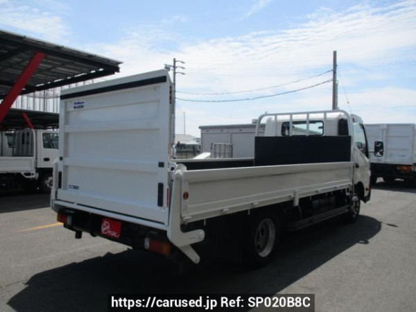 Used 2017 AT hino dutro XZU710M Image[2]