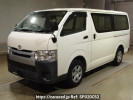 Toyota Hiace Van TRH200V