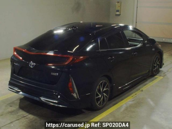 Used 2018 AT toyota prius-phv ZVW52 Image[1]