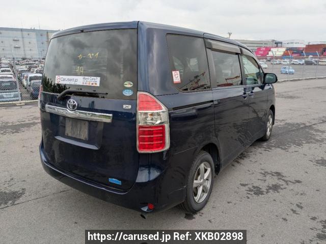 Buy Used 2007 Toyota Noah ZRR70G (XKB02898) - Carused.jp