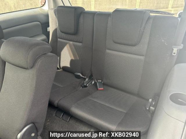 Used 2005 AT toyota wish ZNE10G Image[16]
