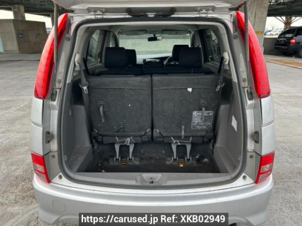 Used 2005 AT toyota isis ZNM10W Image[8]