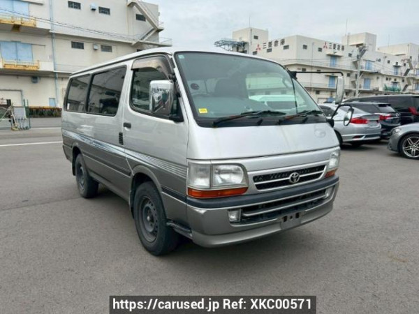 Used 2003 AT toyota regiusace-van TRH102V Image[0]