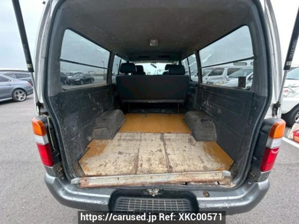 Used 2003 AT toyota regiusace-van TRH102V Image[8]